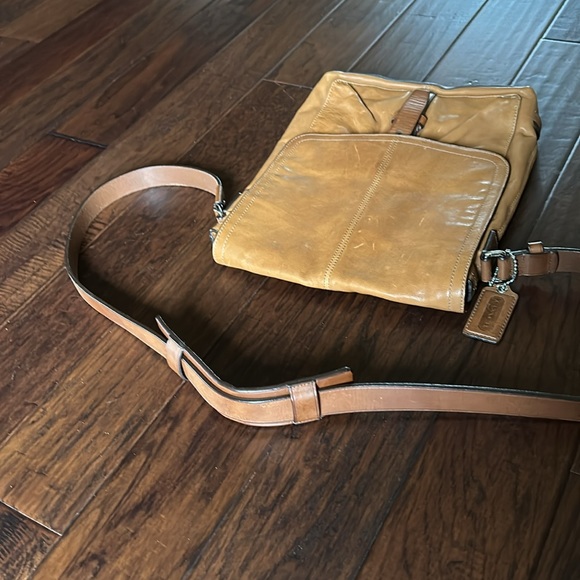 Coach cross body bag, unisex. - Picture 5 of 16